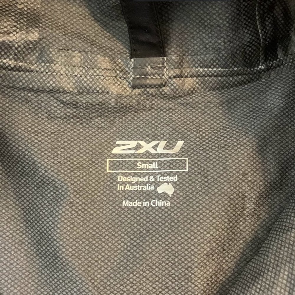2XU Light Speed WP Jacket - Picture 7 of 9